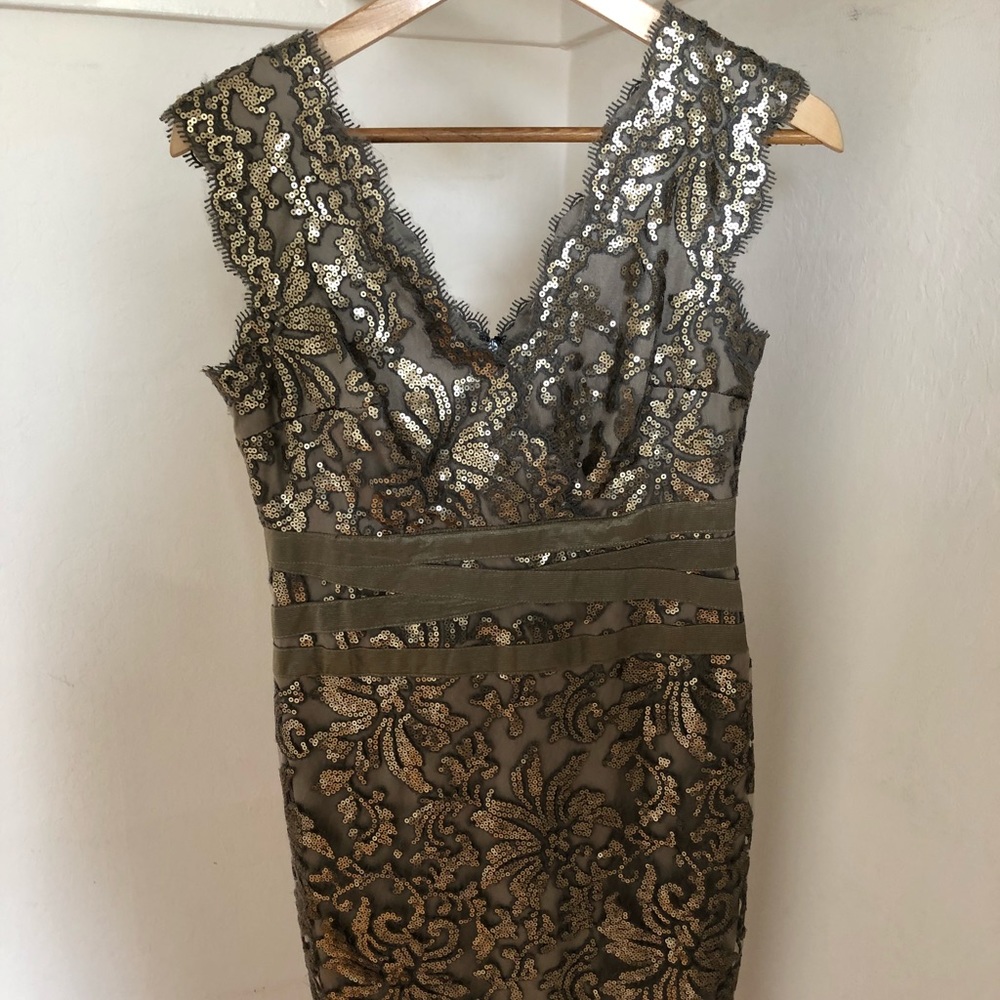 Tadashi shoji embellished metallic lace dress